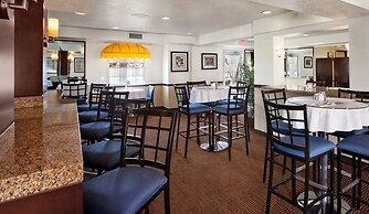 Ramada by Wyndham Costa Mesa/Newport Beach