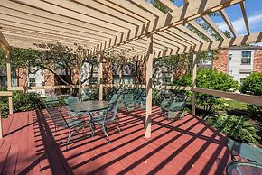 Fireside Inn & Suites Portland