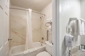 Coratel Plus Suites Wichita West Airport