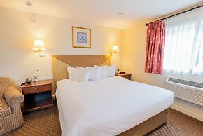 Senator Inn & Spa