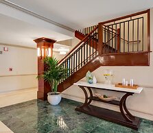 Ayres Hotel Corona – Riverside