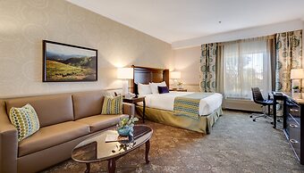 Ayres Hotel Corona – Riverside