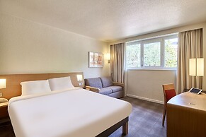 B&B HOTEL Cergy Port