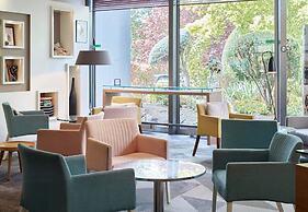 B&B HOTEL Cergy Port