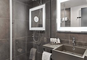 B&B HOTEL Cergy Port