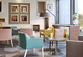 B&B HOTEL Cergy Port