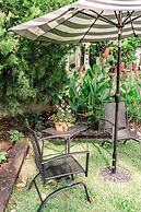 Meadows Inn Bed & Breakfast