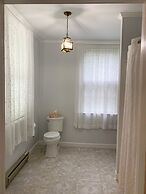 Meadows Inn Bed & Breakfast