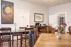 Meadows Inn Bed & Breakfast