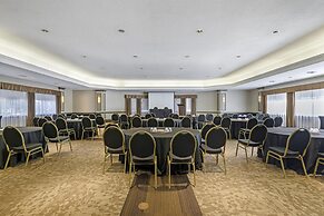 Best Western Plus Stoneridge Inn & Conference Centre