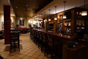 Best Western Plus Stoneridge Inn & Conference Centre