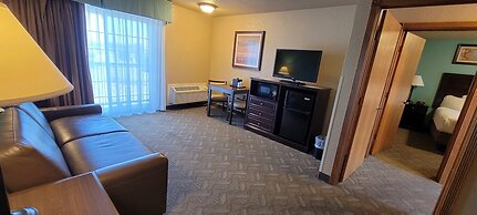 Best Western Plus Bayshore Inn