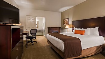 Best Western Plus Bayshore Inn