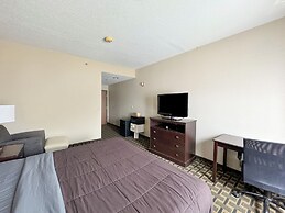 FairBridge Inn & Suites Batavia - Darien Amusement Park