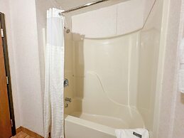 FairBridge Inn & Suites Batavia - Darien Amusement Park