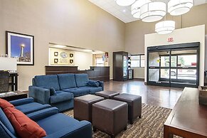 Comfort Suites Knoxville Airport