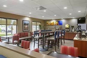 Comfort Inn & Suites Peachtree Corners