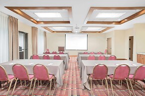 Ramada by Wyndham Denver International Airport