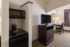 Quality Suites Burleson - Ft. Worth