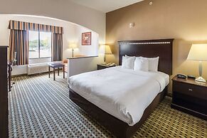 Quality Suites Burleson - Ft. Worth