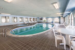 Quality Suites Burleson - Ft. Worth