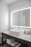 Country Inn & Suites by Radisson, Bloomington-Normal West, IL