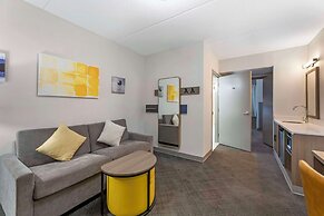 Comfort Inn & Suites Cuyahoga Falls - Akron