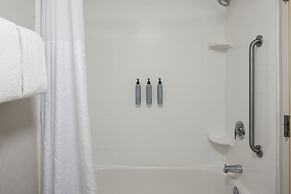 Courtyard by Marriott Newport News Yorktown