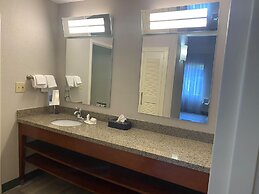Courtyard by Marriott Newport News Yorktown