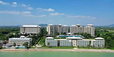 Royal Phala Cliff Beach Resort and Spa