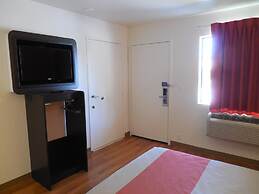 Motel 6 Temecula, CA - Historic Old Town