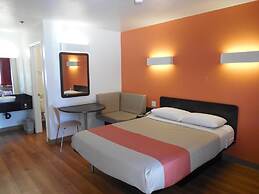 Motel 6 Temecula, CA - Historic Old Town