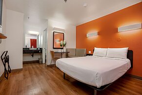 Motel 6 Temecula, CA - Historic Old Town