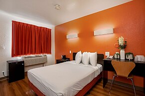 Motel 6 Temecula, CA - Historic Old Town