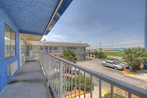 Motel 6 San Antonio, TX - Fort Sam Houston