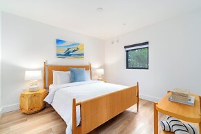 Pines & Palms Resort