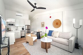 Pines & Palms Resort