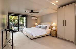 Pines & Palms Resort