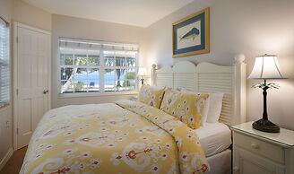 Pines & Palms Resort