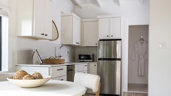 Pines & Palms Resort