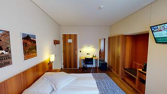 Hotel Ambassador Brig