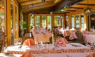 Typically Swiss Hotel Täscherhof