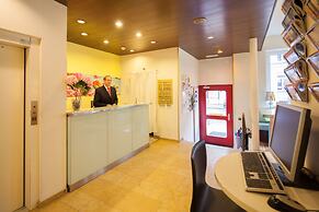 Hotel Ambassador