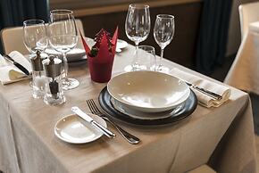 Maya Caprice Boutique Hotel & Spa