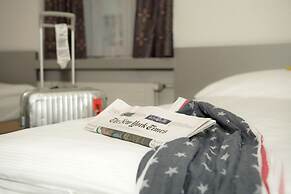 Alexander Guesthouse