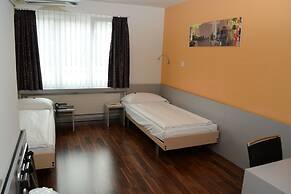 Alexander Guesthouse