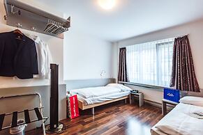 Alexander Guesthouse