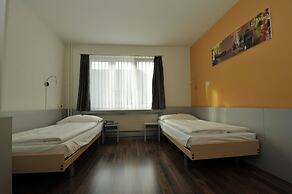 Alexander Guesthouse