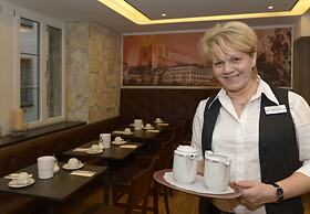 Alexander Guesthouse