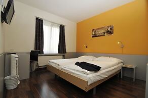 Alexander Guesthouse